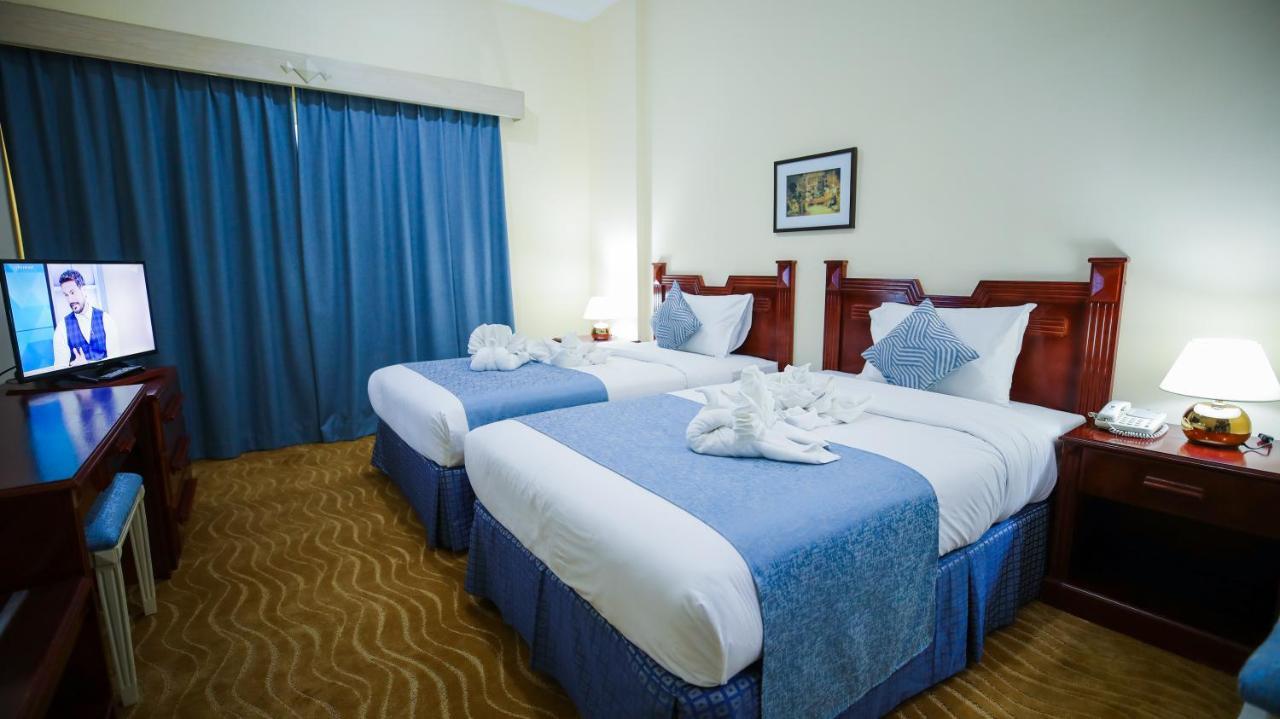 Green House Hotel Suites & Apartment Dubai Exteriör bild