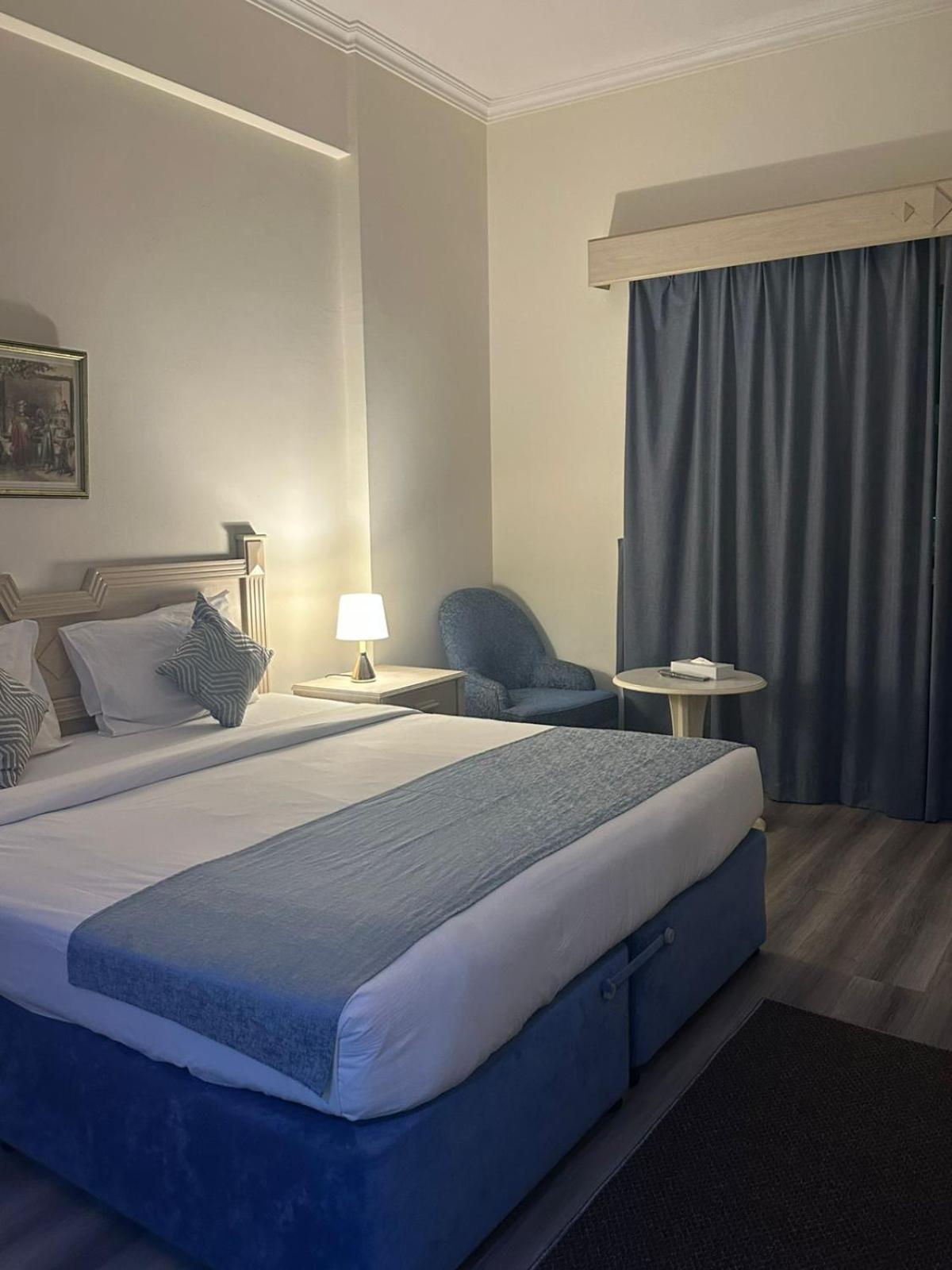 Green House Hotel Suites & Apartment Dubai Exteriör bild
