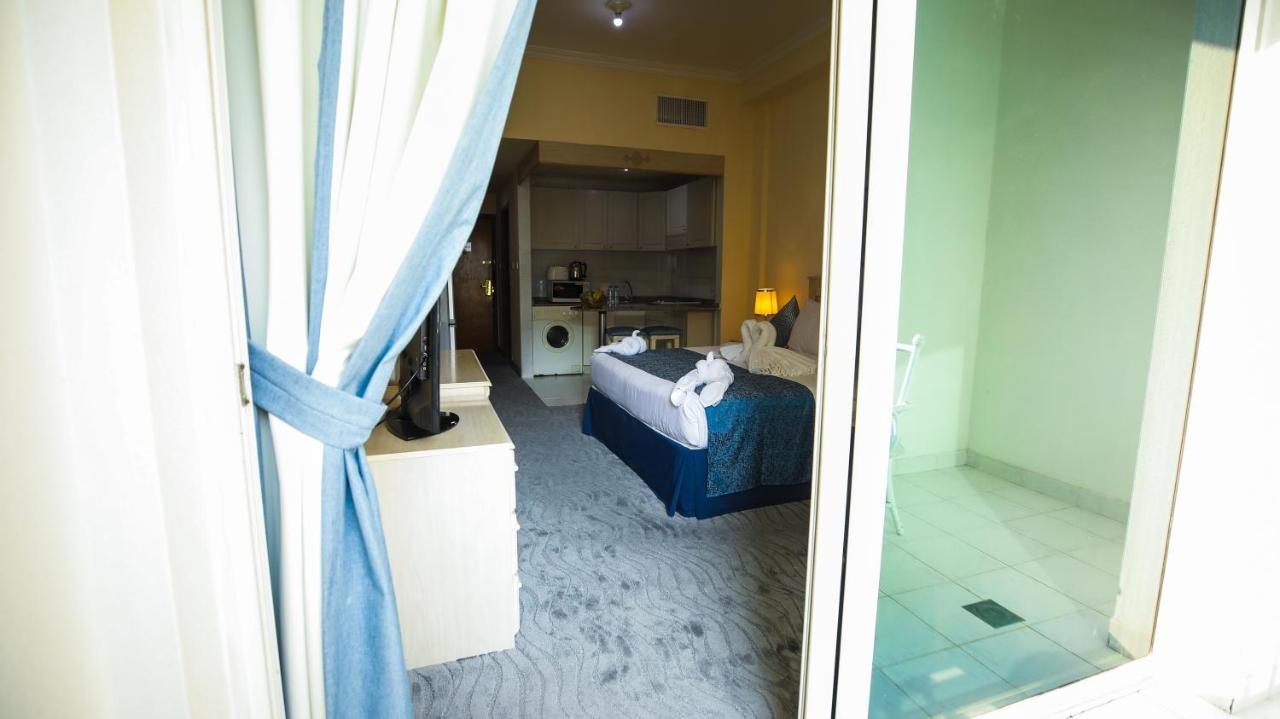 Green House Hotel Suites & Apartment Dubai Exteriör bild